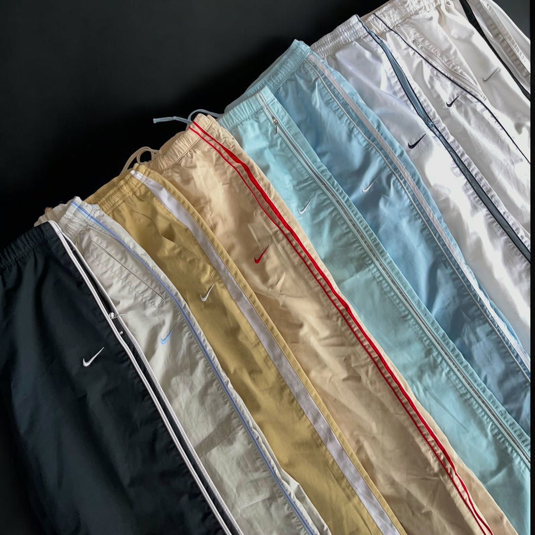 NIKE VINTAGE MYSTERY TRACKPANTS (1/3 PIECES)