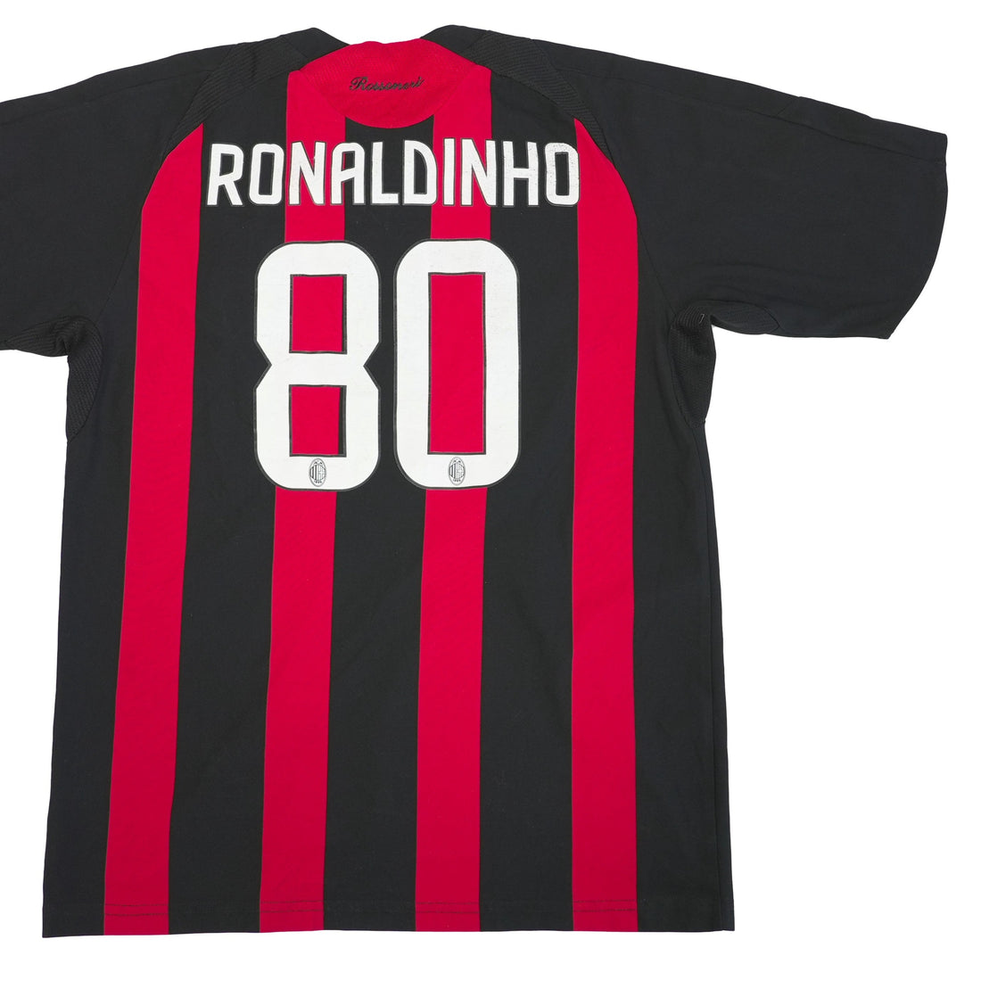 90er Sportbekleidung 2000er Style Trackpants-Trends Retro-Trikots Trackjackets im Vintage-Stil Winterjacken mit Retro-Vibe Trendige Hosen Jogginghosen von bekannten Marken wie Nike, Arc'teryx, Adidas Polo Ralph Lauren Designer Sportmode Carlo Coulliuci Sp