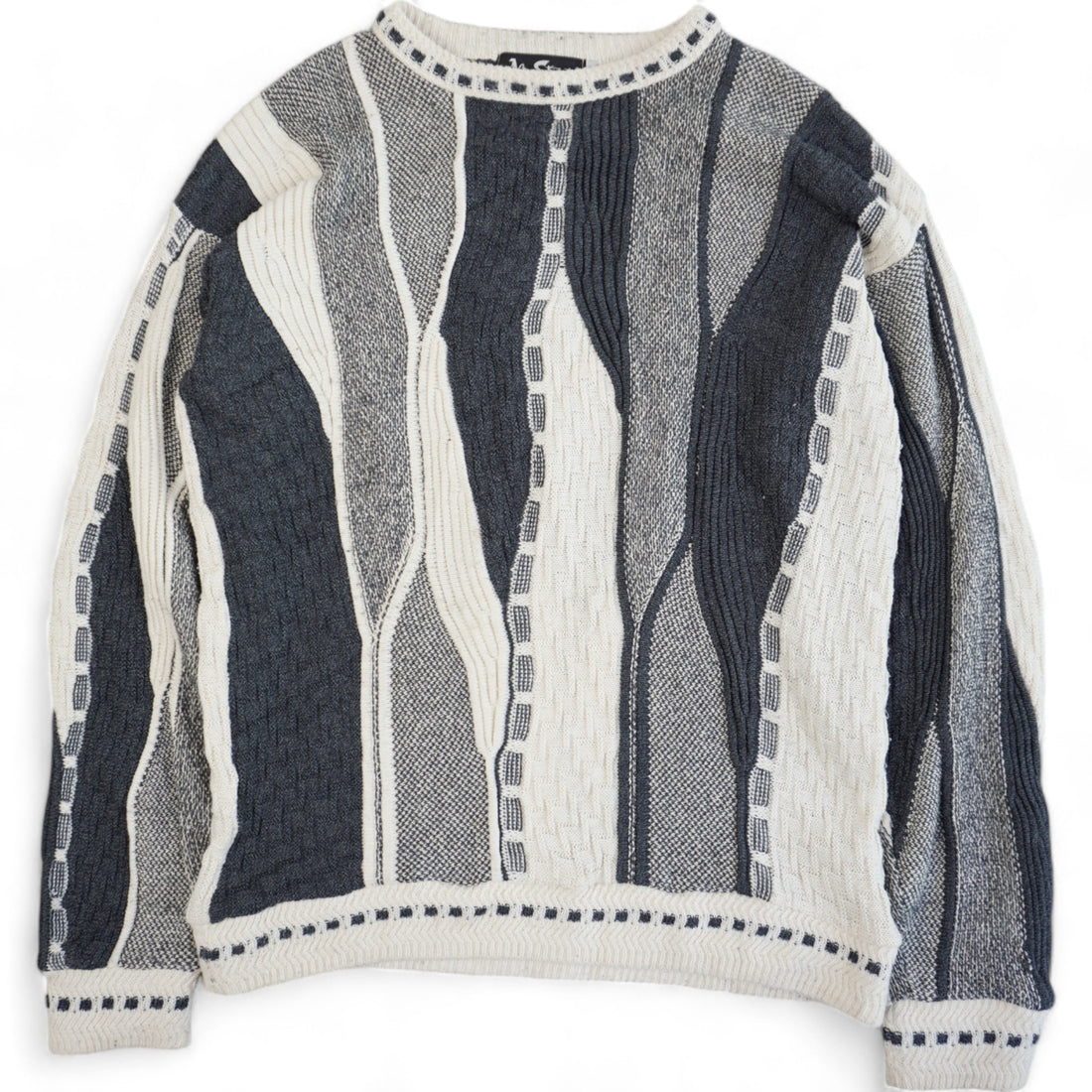 Coogi Style Sweater (XL)