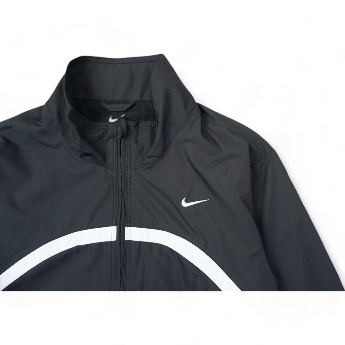 Nike Vintage Track Jacket (Woman M)