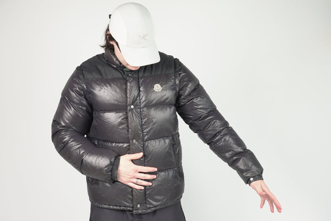 90er Sportbekleidung 2000er Style Trackpants-Trends Retro-Trikots Trackjackets im Vintage-Stil Winterjacken mit Retro-Vibe Trendige Hosen Jogginghosen von bekannten Marken wie Nike, Arc'teryx, Adidas Polo Ralph Lauren Designer Sportmode Carlo Coulliuci Sp
