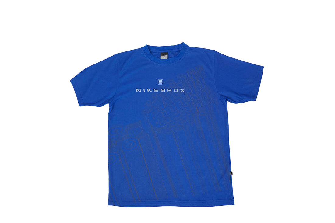 90er Sportbekleidung 2000er Style Trackpants-Trends Retro-Trikots Trackjackets im Vintage-Stil Winterjacken mit Retro-Vibe Trendige Hosen Jogginghosen von bekannten Marken wie Nike, Arc'teryx, Adidas Polo Ralph Lauren Designer Sportmode Carlo Coulliuci Sp