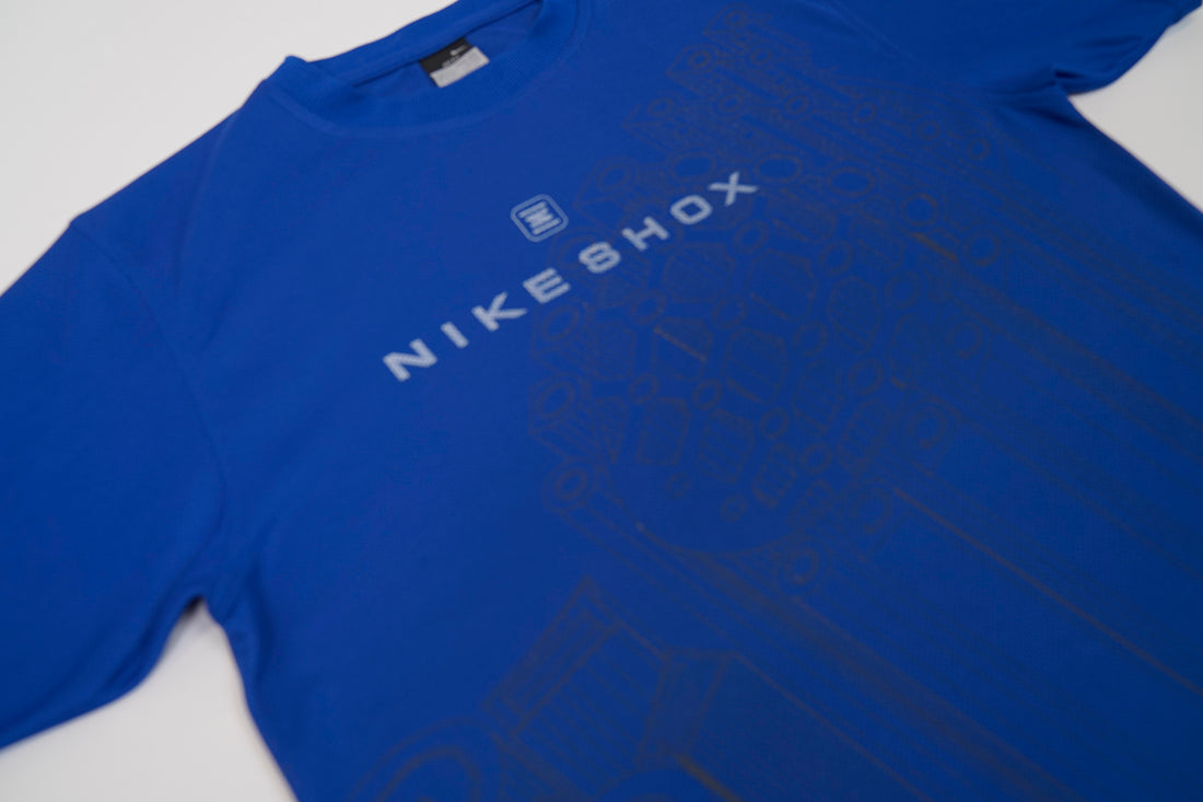 90er Sportbekleidung 2000er Style Trackpants-Trends Retro-Trikots Trackjackets im Vintage-Stil Winterjacken mit Retro-Vibe Trendige Hosen Jogginghosen von bekannten Marken wie Nike, Arc'teryx, Adidas Polo Ralph Lauren Designer Sportmode Carlo Coulliuci Sp