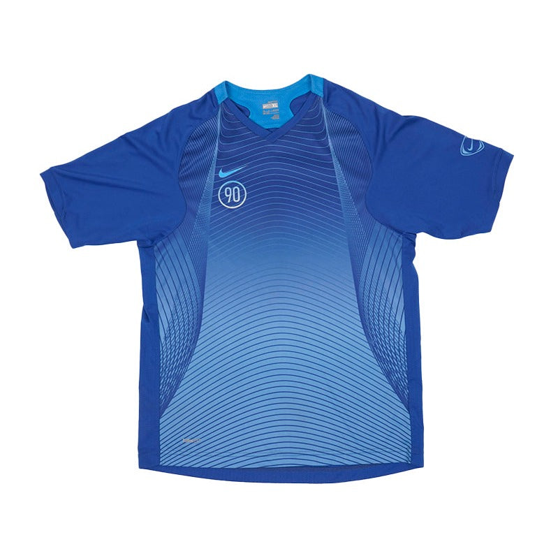 90er Sportbekleidung 2000er Style Trackpants-Trends Retro-Trikots Trackjackets im Vintage-Stil Winterjacken mit Retro-Vibe Trendige Hosen Jogginghosen von bekannten Marken wie Nike, Arc'teryx, Adidas Polo Ralph Lauren Designer Sportmode Carlo Coulliuci Sp